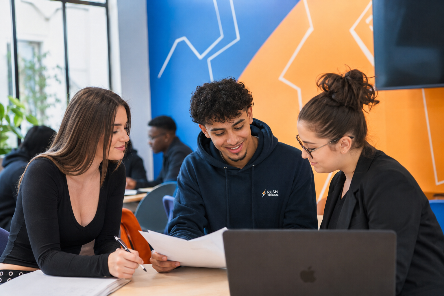 Étudiants formation BTS MCO